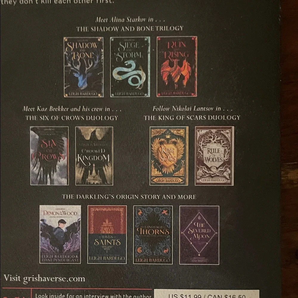 Six of Crows Paperback Book by Leigh Bardugo